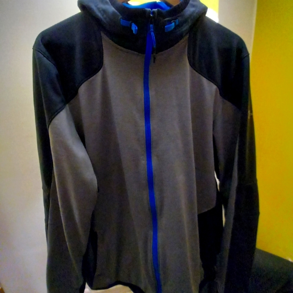 Zipper hoodie (Under Armour) Xl